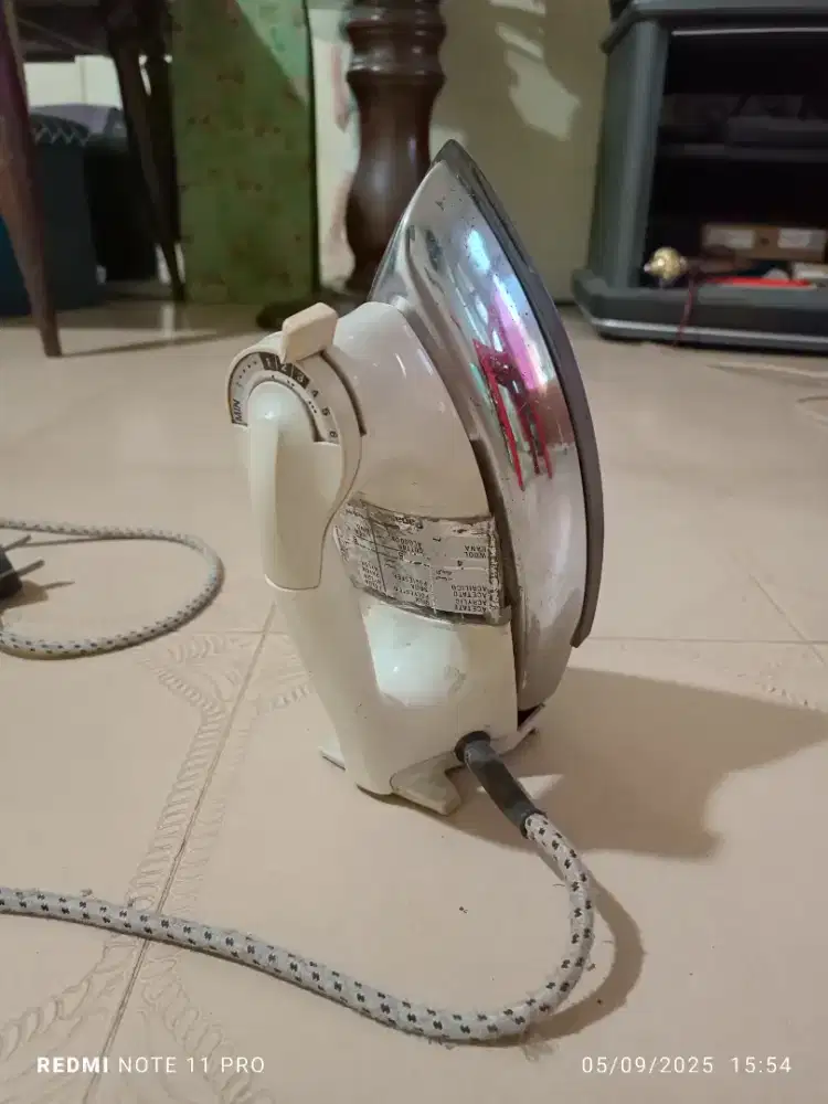 Setrika merk PANASONIC