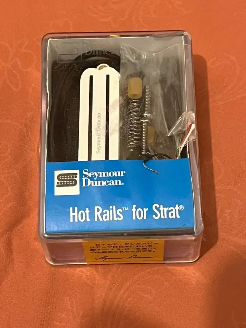 Pick up Seymour Duncan Hot Rails