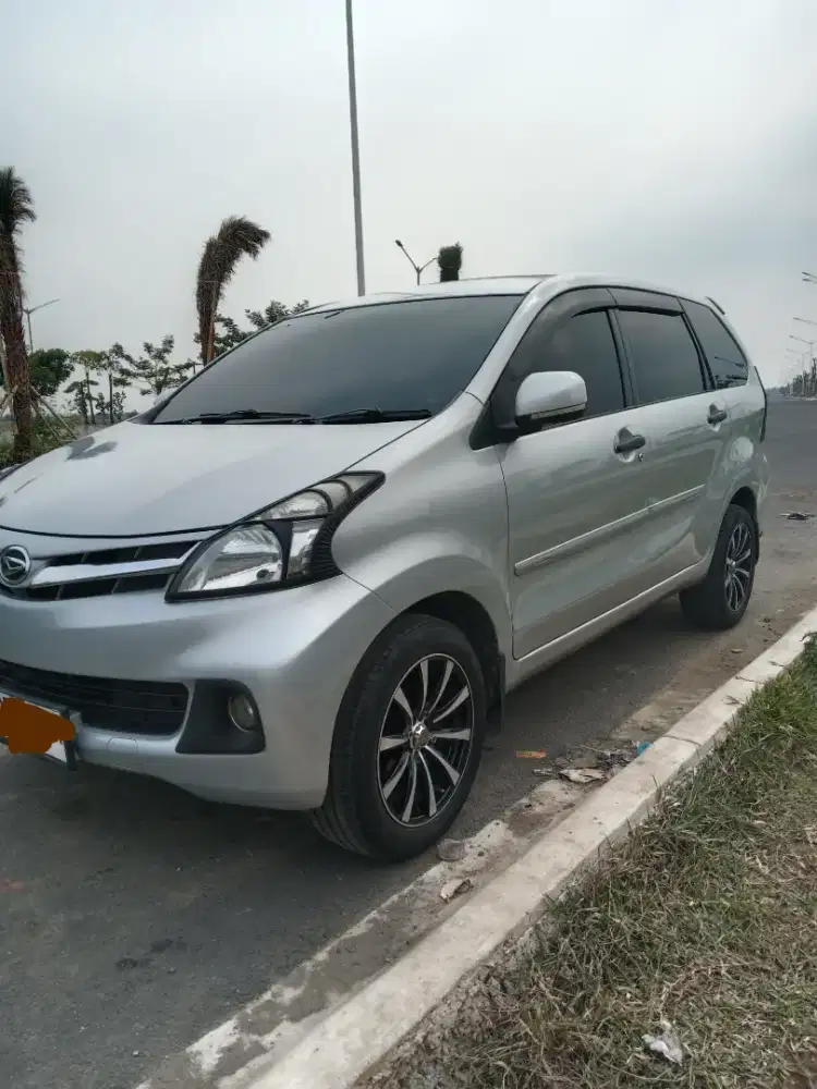 Over kredit Daihatsu Xenia Delux MT 2013 Bensin