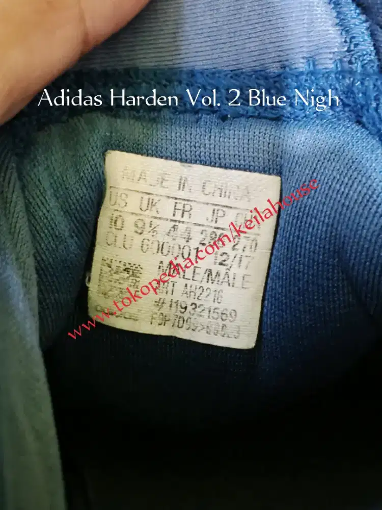 Sepatu Olahraga Adidas HARDEN Vol. 2
Blue Night Sneakers