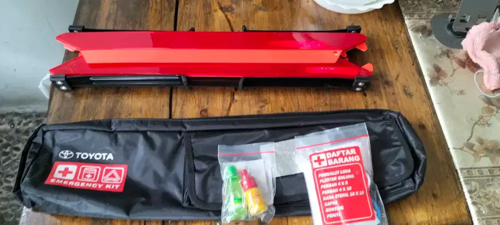 toyota Emergency kit