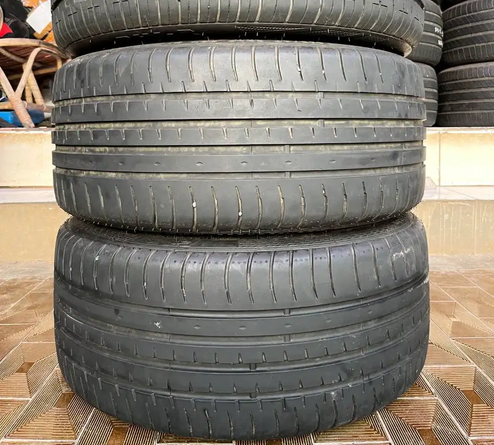 Ban Accelera  245 40 r19 2Pcs