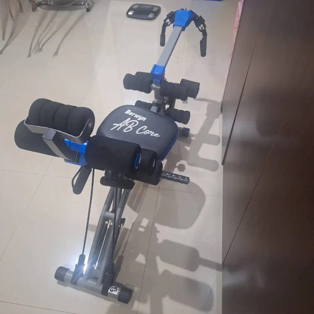 DIJUAL ALAT GYM MERK BERWYN AB CORE KONDISI SANGAT BAIK