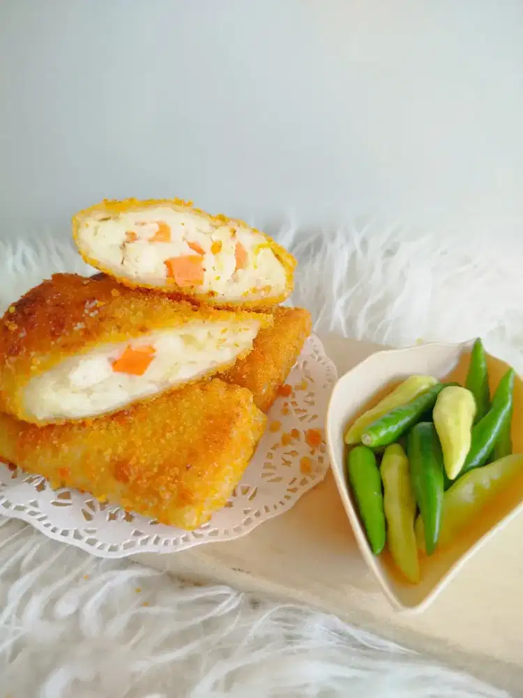 risol roghut bekasi utara snack enak premium