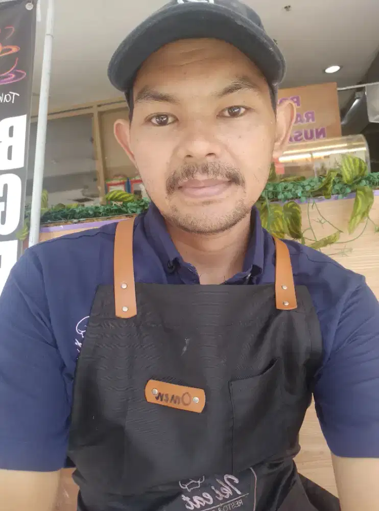 Apa saja yang penting halal.