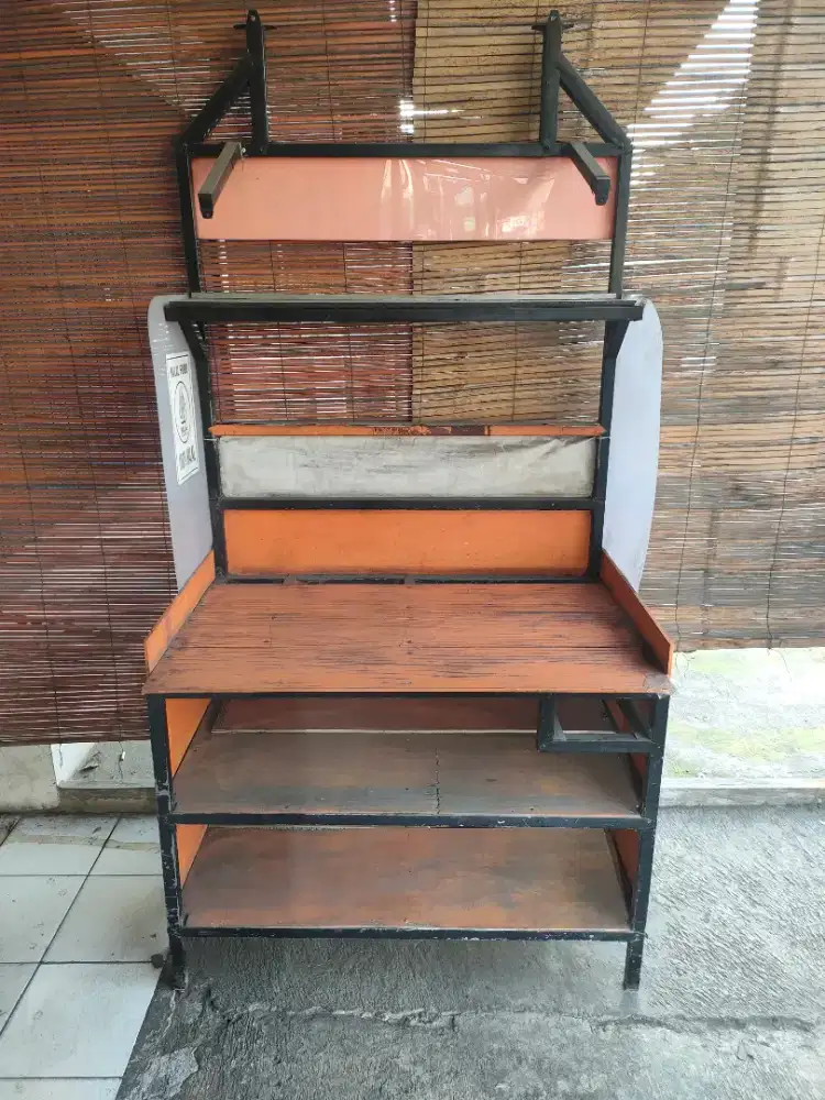 Jual cepat Booth bekas usaha zeblak, harga nett