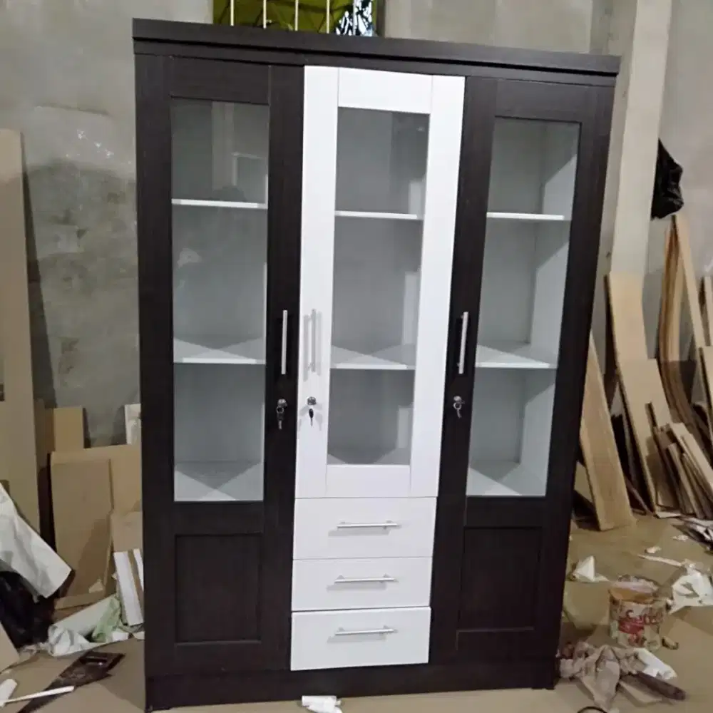 Lemari Buku 2 dan 3 Pintu