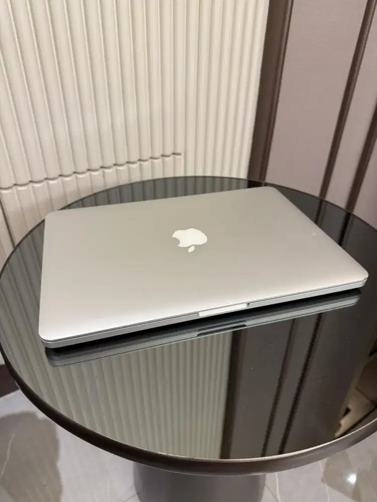 Apple MacBook Pro Retina 13” Early 2015 - i5/8GB RAM/256GB SSD