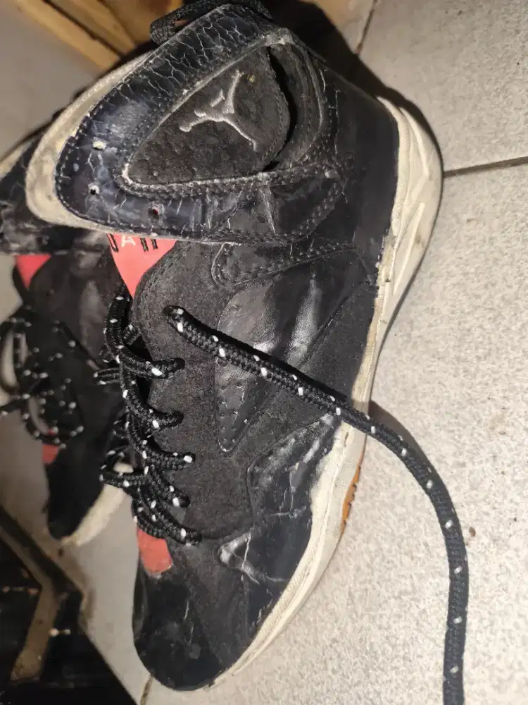 Sepatu Basket Jordan Original - Nett