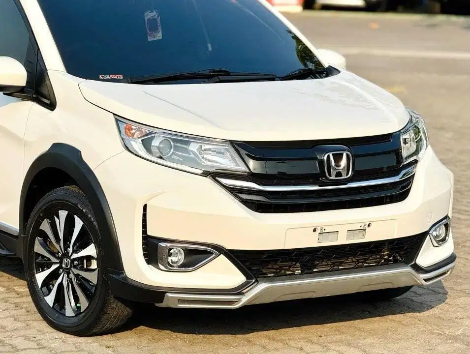 KM 30rb Honda BRV Prestige 2021 Automatic plat H Like New