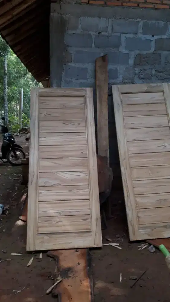 Jual daun pintu bahan kayu mahoni dan jati
