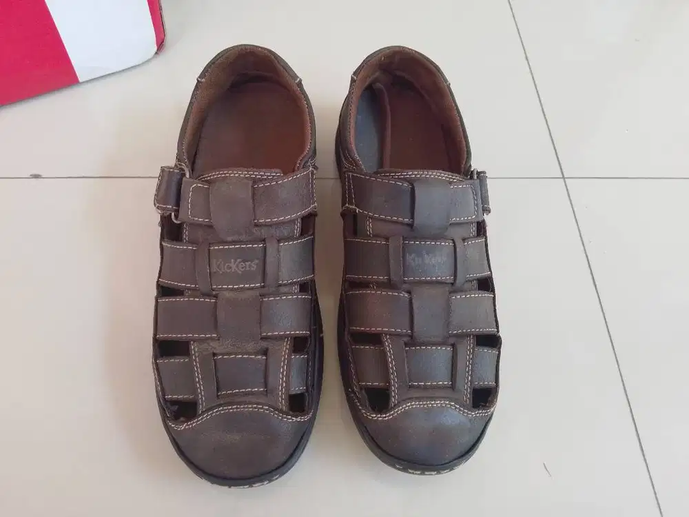 Sepatu Sneakers Kickers 2707 2