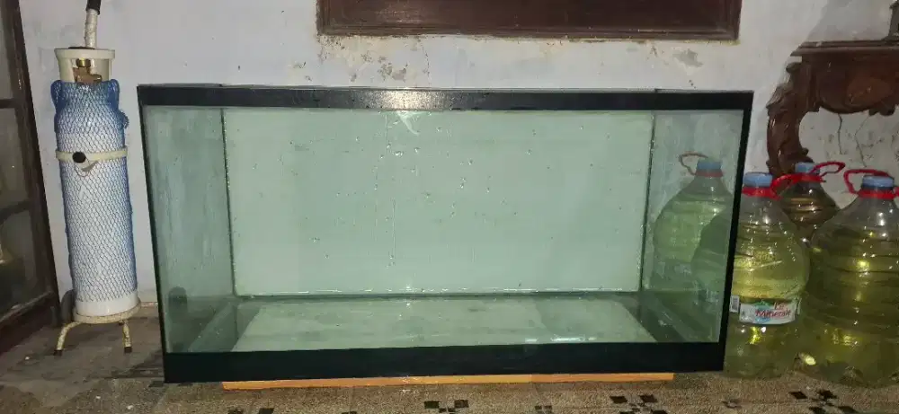 Akuarium jumbo tebal