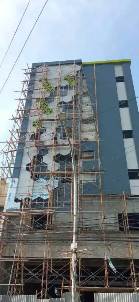 Spesialist renovasi fasad dan pabrikasi reklame