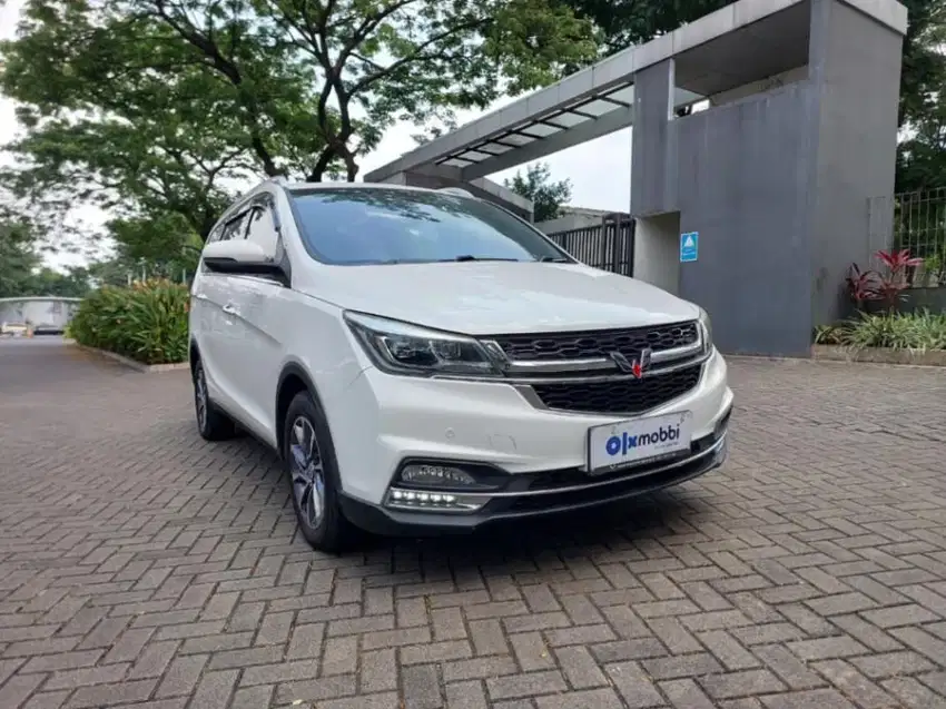 DP 5% Wuling Cortez 1.5 LT Lux Bensin-AT 2020 FND
