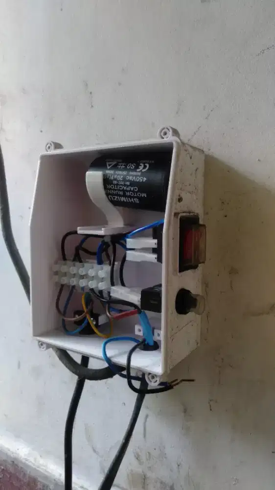 Tukang pompa air, sumur,pipa air,kran air, kloset duduk, wastafel,dll