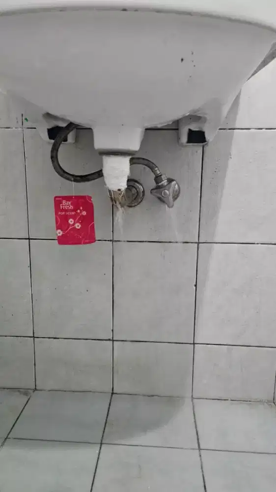 Tukang pompa,water filter,tandon air, wastafel, kloset duduk,kran air