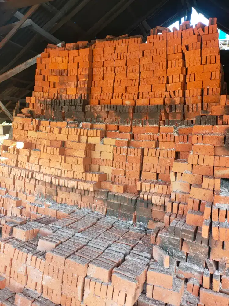 Batu bata merah press