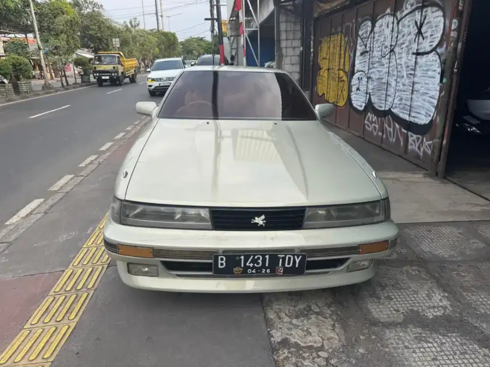 Toyota soarer coupe 2 pintu JDM th 1994 AT