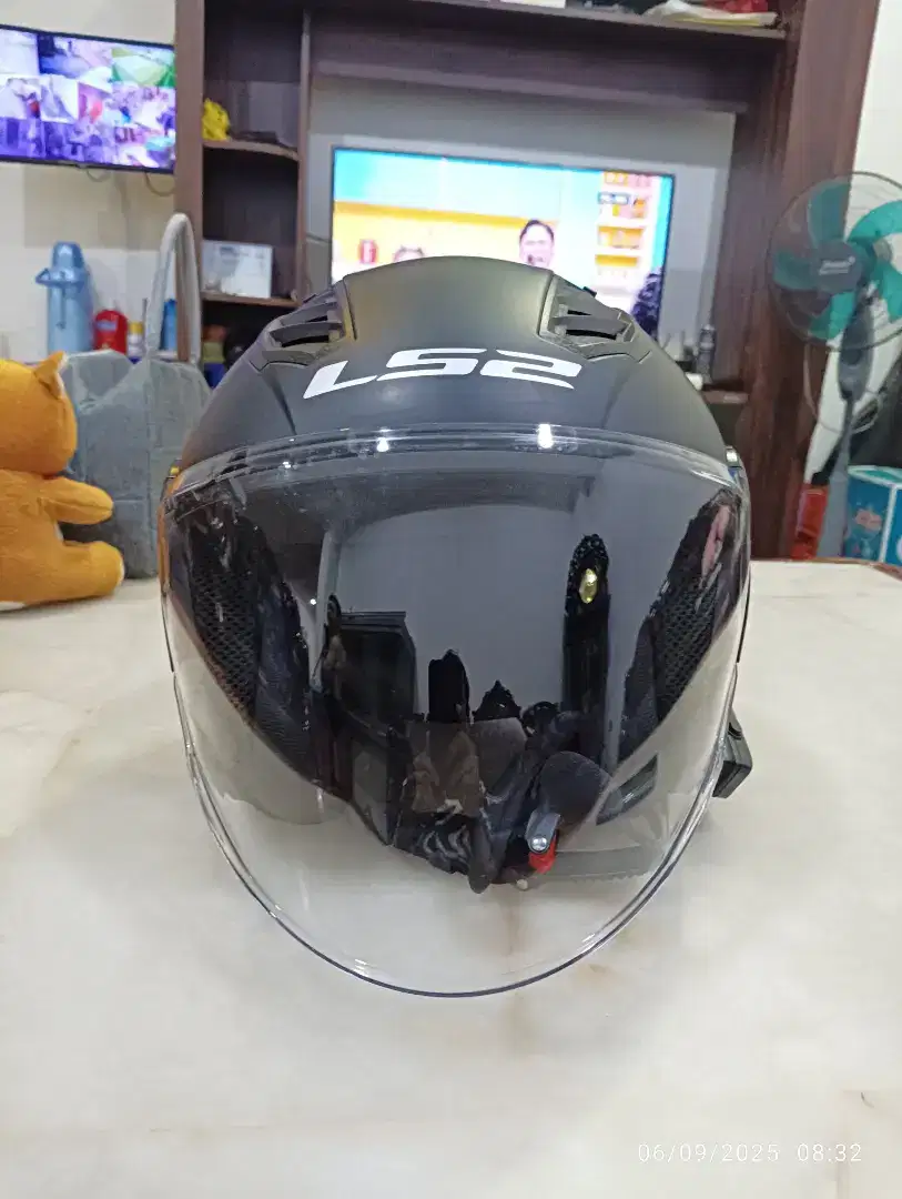 Helm LS2 airflow 2/airflow II size L Include freedconn fx