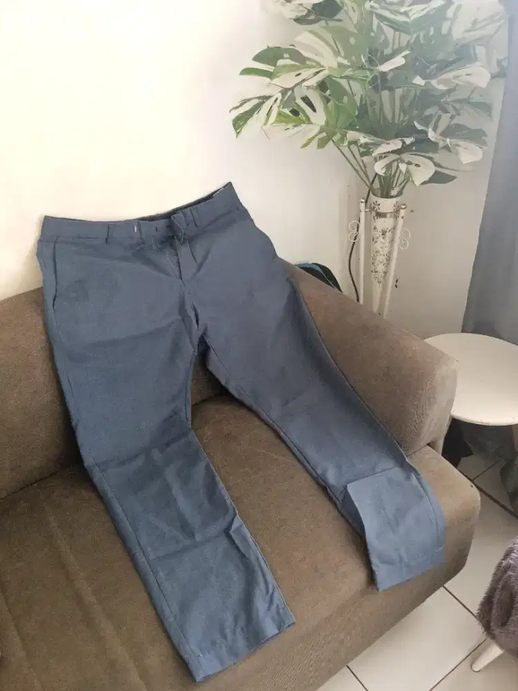 Celana bahan Biru Denim size 33/34