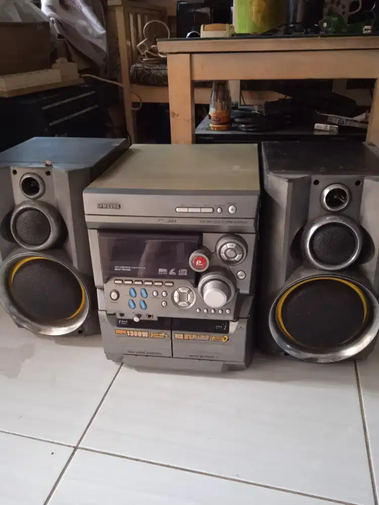 Samsung compo audio system,max,VB450G,