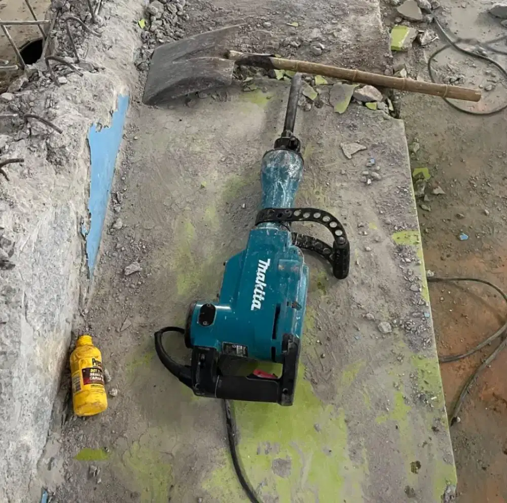 Jack hammer makita hm1306
