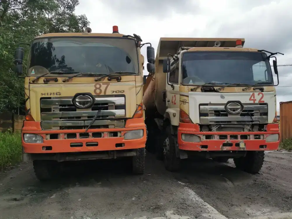 Hino 700 siap kerja
