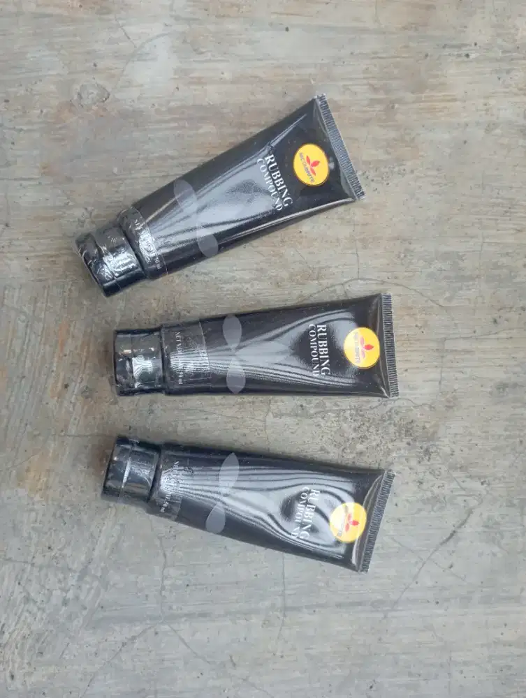 Metabrite rubbing compound kompon cat