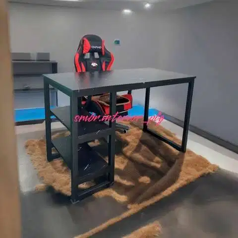 MEJA KONFIGURASI PORTABLE/SOLID