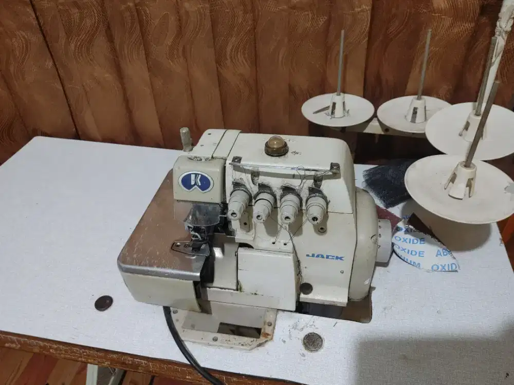 Mesin jahit & mesin obras