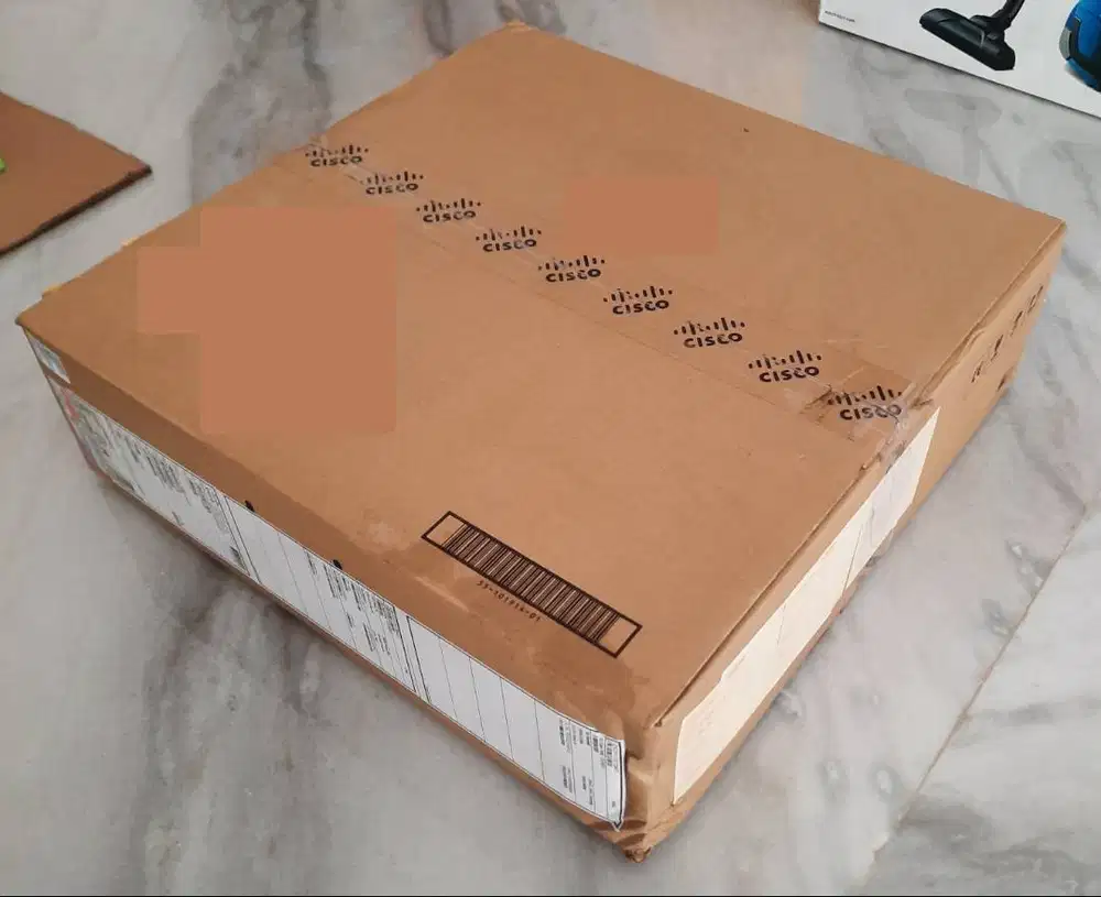 Dijual Cisco Router ISR4331/K9 (kondisi baru dalam box belum dibuka)