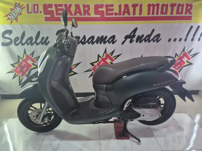 Scoopy Prestige cbs iss keyless