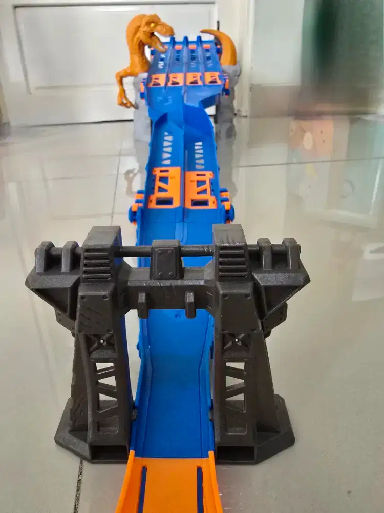 ZURU lintasan 4 jalur HotWheels mainan Murahhh