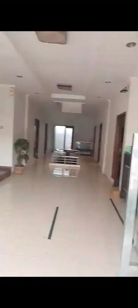 Dijual hotel letak strategis