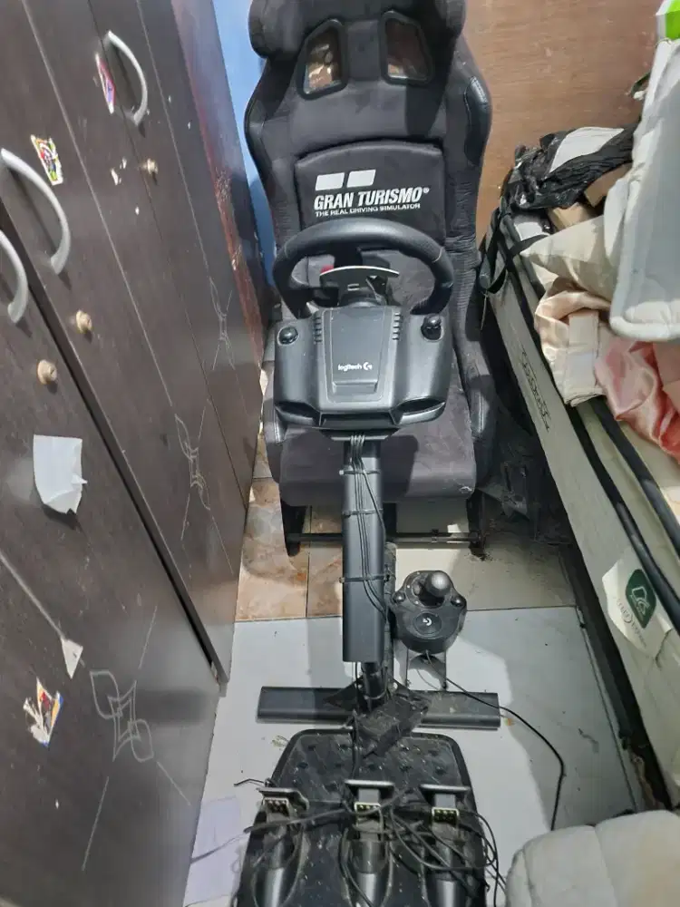 DRIVING SIMULATOR GRAN TURISMO