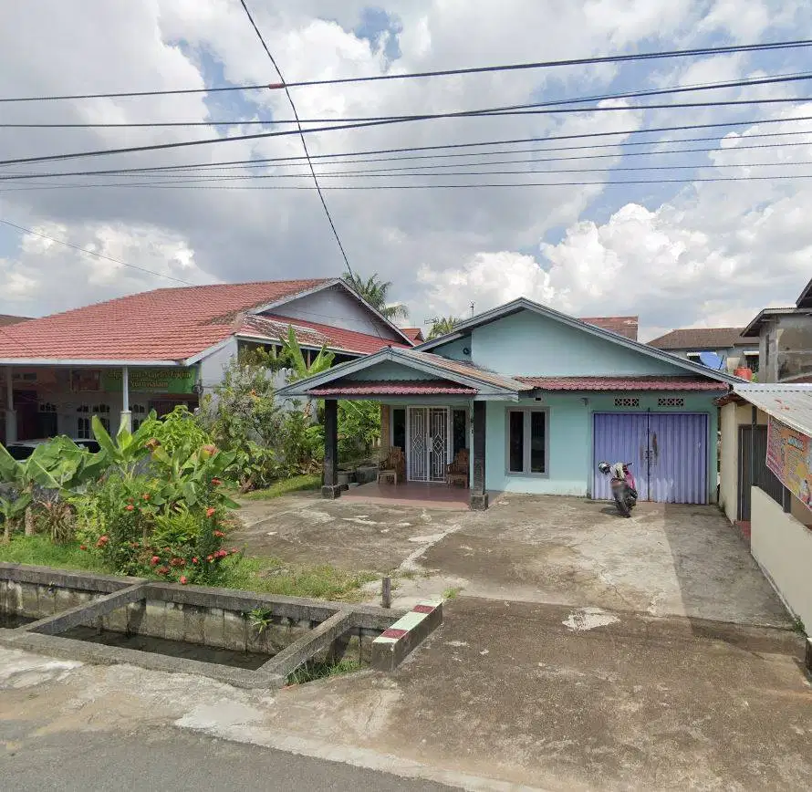 Dijual Rumah Usaha JL. Tanjungsari Pontianak , Kalimanatan Barat