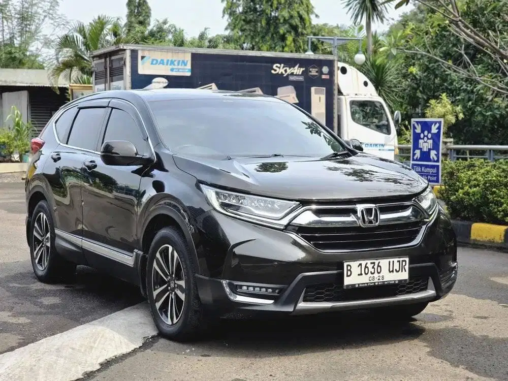 Honda CRV prestige turbo 2018 olive color limited