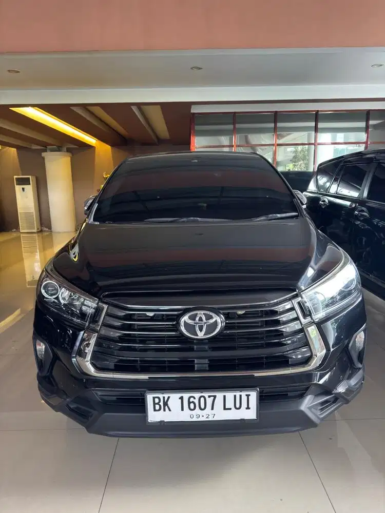 Innova Venturer 2.4 A/T 2022