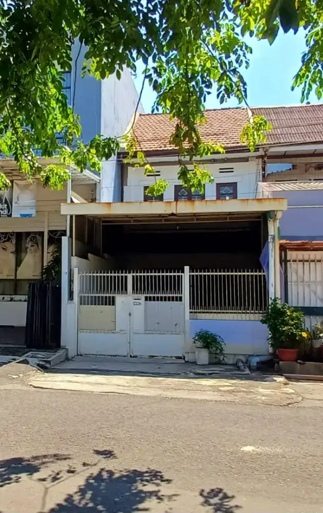 DI SEWAKAN RUANG USAHA DI SEMARANG TENGAH