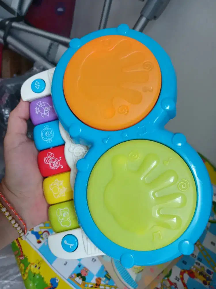 Mainan musik Playgro