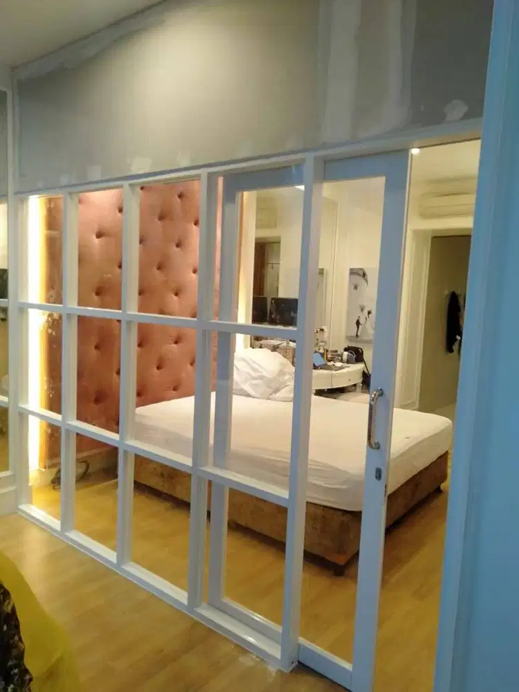 Pasang Kusen Aluminium + Jendela + Partisi Gypsum + Sekat Kantor