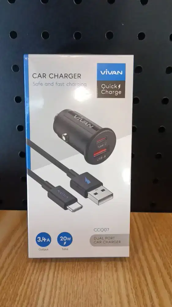 CAR CHARGER VIVAN