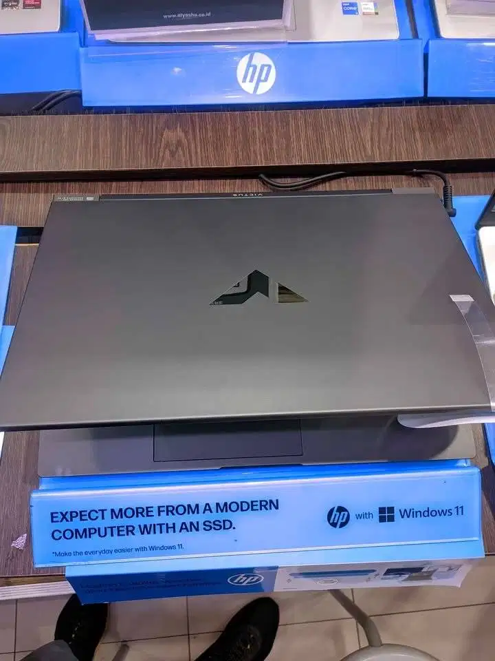 HP Victus 15-fa2716TX/Core i5-13420H/16GB/512GB SSD/RTX3050 4GB/15.6″