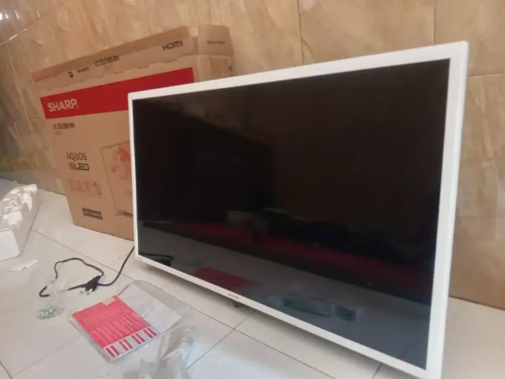 Tv sharp aquos 32 inch