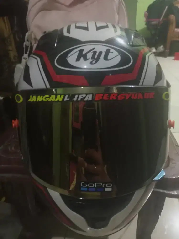 Jual helm kyt rc 7 size M