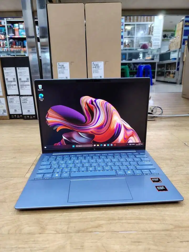 HP Aero Laptop 13-bg0222AU Ryzen 5-8640U/16GB/512GB/Windows11/OHS2021