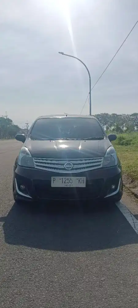 Grand Livina L10 AT Matic