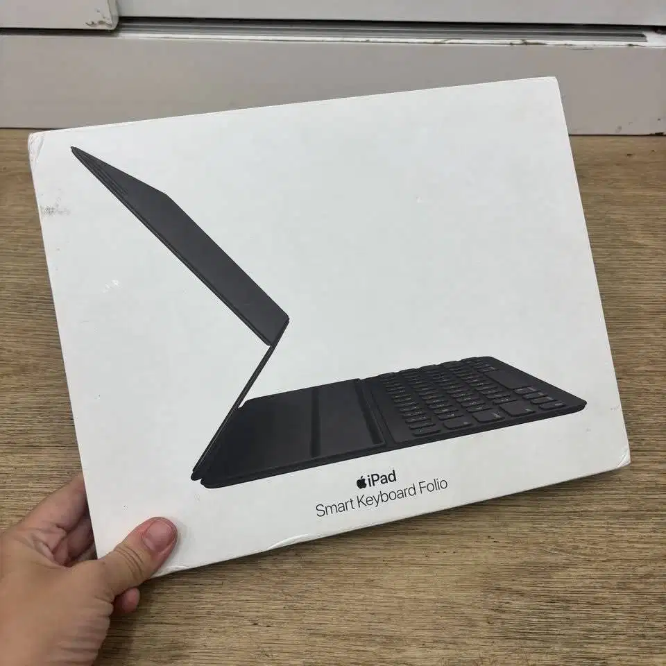 Smart Keyboard Folio for iPad