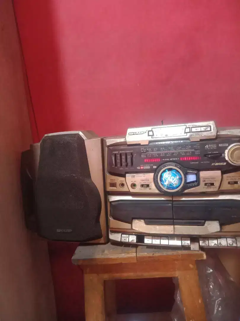 Radio compo sharp
